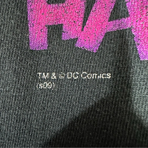 DC Joker Killing Graphitti Shirt - Picture 4 of 6